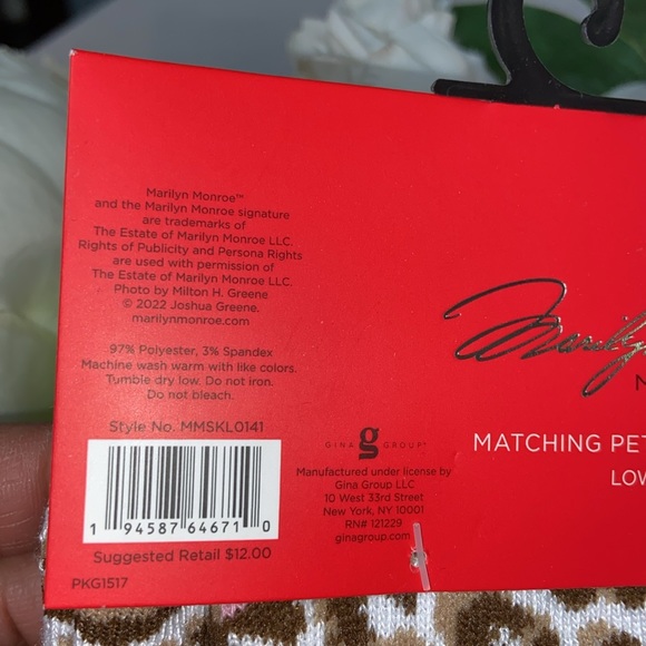 Marilyn Monroe Matching Pet & Owner Low cut Sock Set, Big Pet - Picture 9 of 17